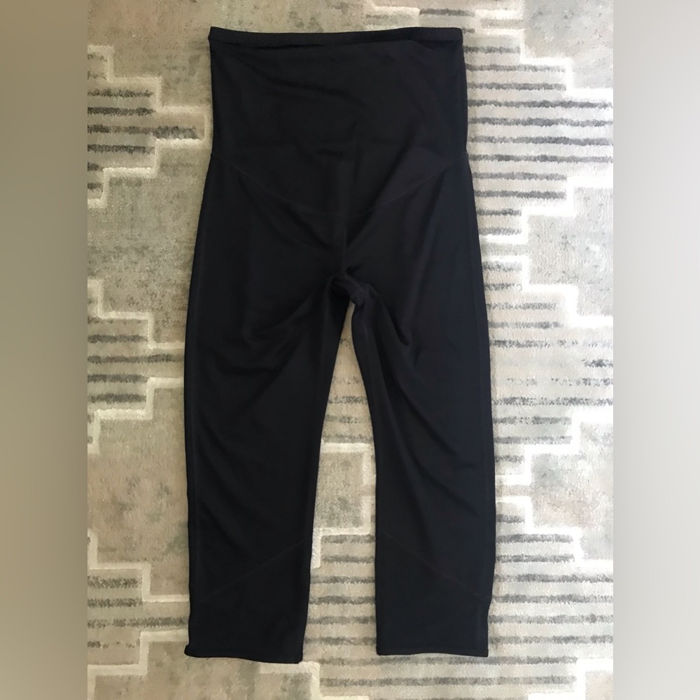 Maternity Athletic capris